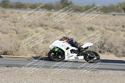 media/Dec-07-2025-CVMA (Sun) [[3e7d2de5dc]]/Race 9-Formula UL Shootout/